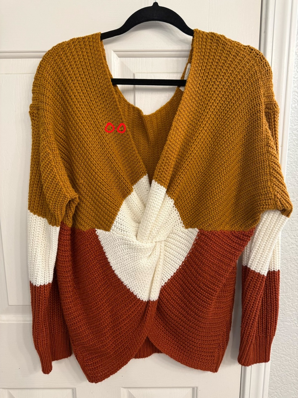 Colorblock Twist-Back Knit Sweater - Mustard/White/Rust